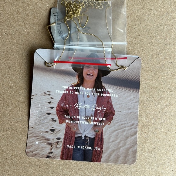 Thelma & Louise dual necklace set - Picture 5 of 6